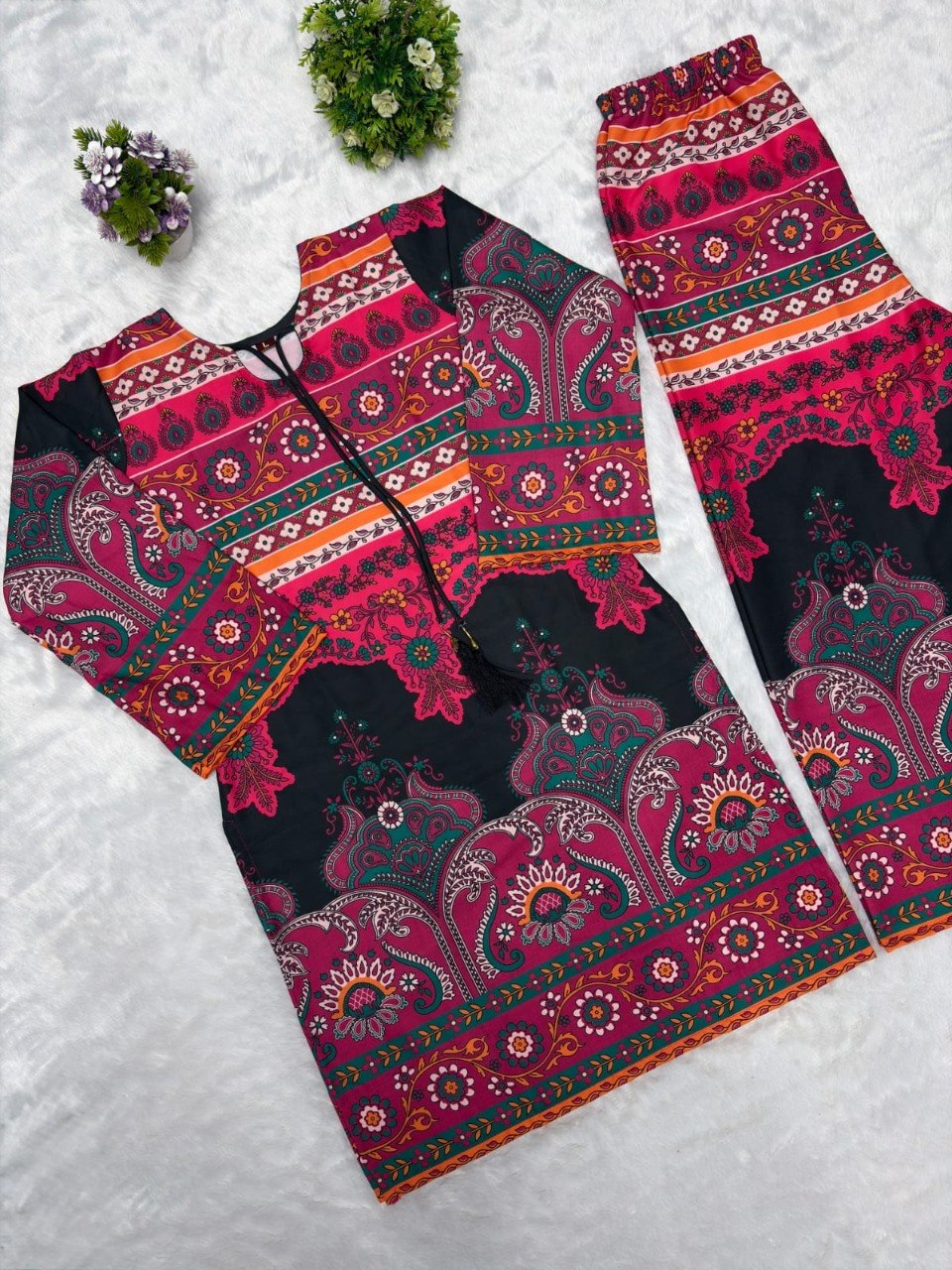 Designer Co-Ords set in * kurti digital print paired with Ankle length pant* giving perfect outfit and deliberate choice about your look