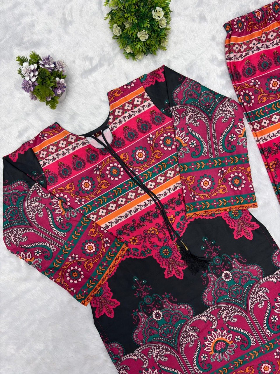 Designer Co-Ords set in * kurti digital print paired with Ankle length pant* giving perfect outfit and deliberate choice about your look