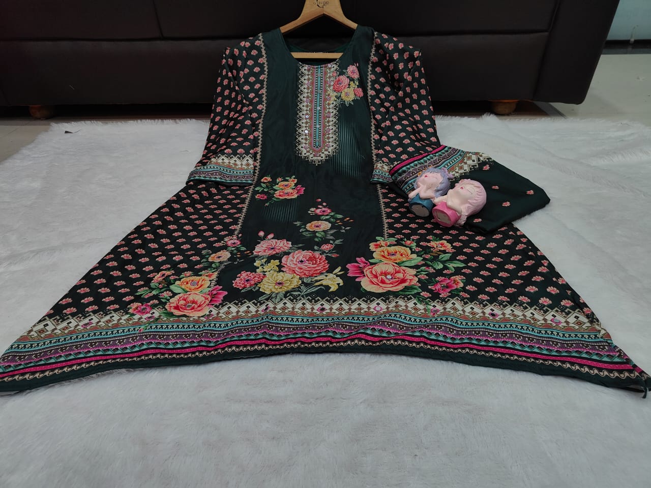Women Muslin Co-ord Set with Hand Mirror Work, Digital Print Kurta Pant Set, Fully Stitched Ready to Wear Ethnic Co-ord Set for Women, Casual Party & Festive Wear, Size M to 10XL