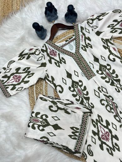 Shivam Hub Women's Heavy Embroidered Co-ord Set – Wine & Green – Fully Stitched Ethnic Wear