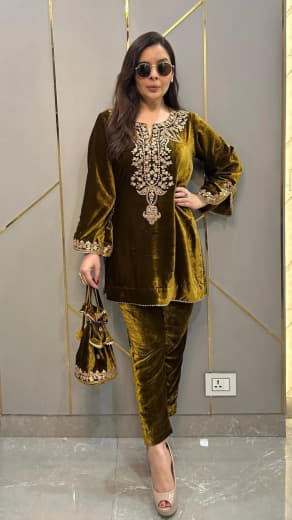 Women Velvet Embroidered Top with Bottom Set | Party Wear Ready to Wear Suit Set | Full Sleeve Velvet Kurti Set